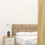 Free Parking Sudio Apartmán Tirana