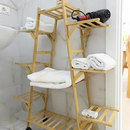 Free Parking Sudio Appartement Tirana