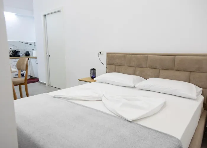 Free Parking Sudio *